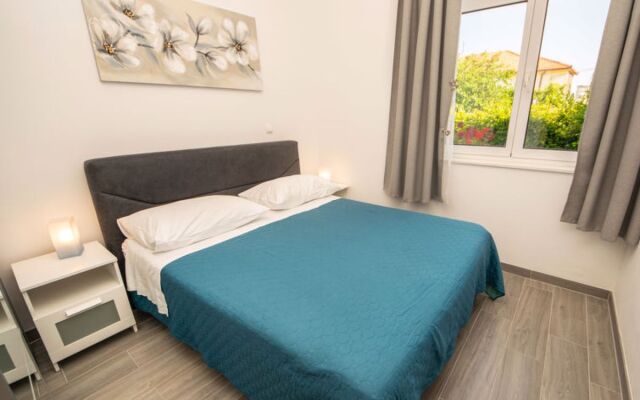 Apartment Mare Ammoudi 16562