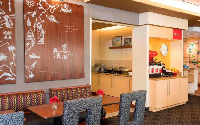TownePlace Suites by Marriott Joliet South
