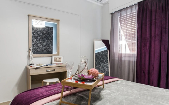 Central Safe Smart Apartment