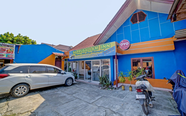 OYO 90355 Darussalam Inn