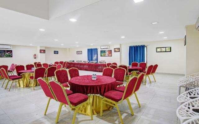 OYO Townhouse 80033 Noida Grand