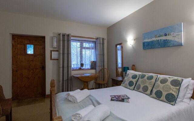 Riverhouse Lodge