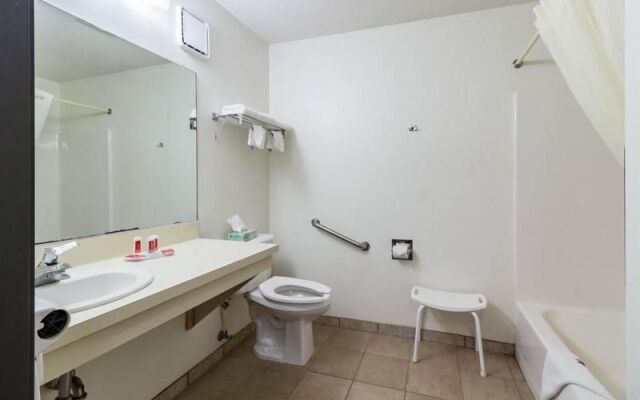 Econo Lodge Ortonville