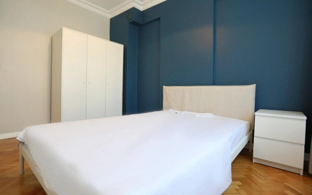 Stylish and Central Flat in Kadikoy