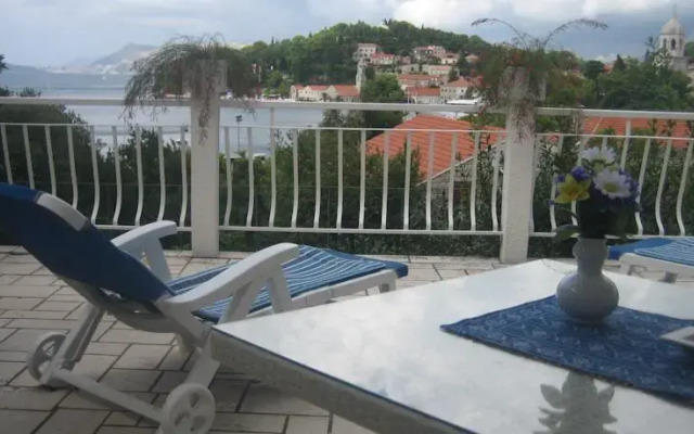 Apartments Tija 1