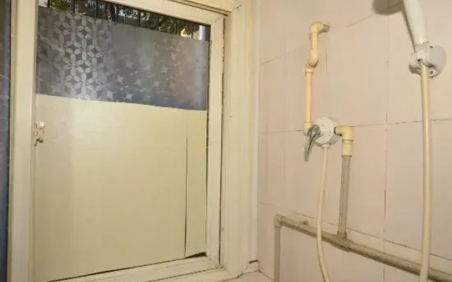 Jixiang Apartment