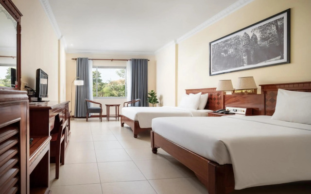 Angkor Holiday Hotel