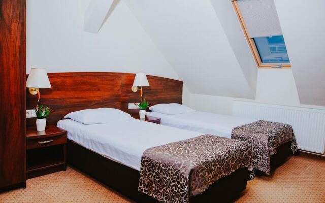 Korel Hotel