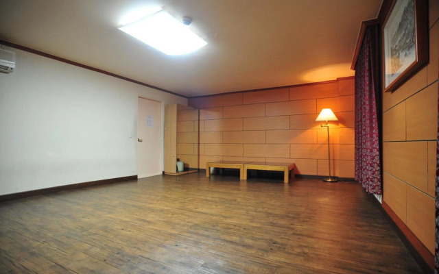 Kyungha Spa Hotel