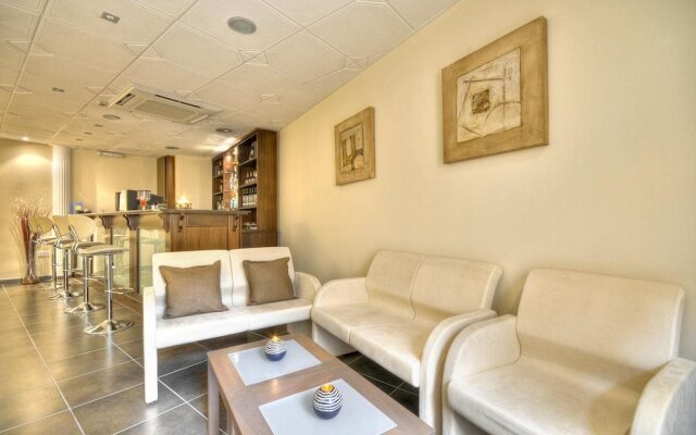 Euro Guest House