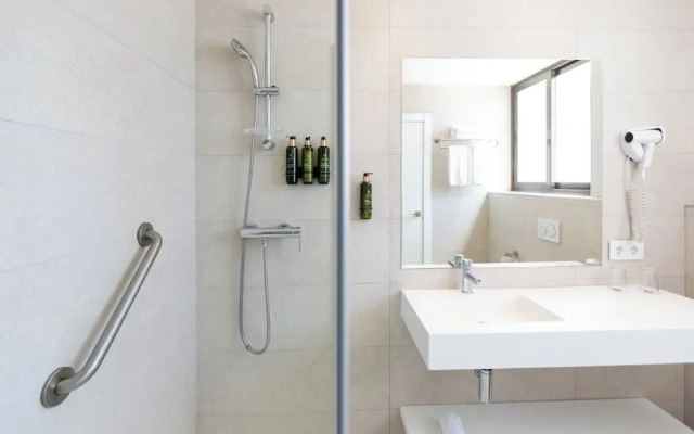 Ona Palmira Paguera Hotel