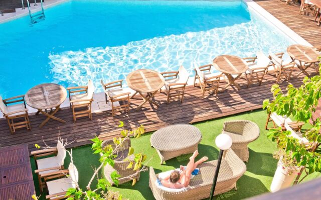 Talos Hotel Apartments