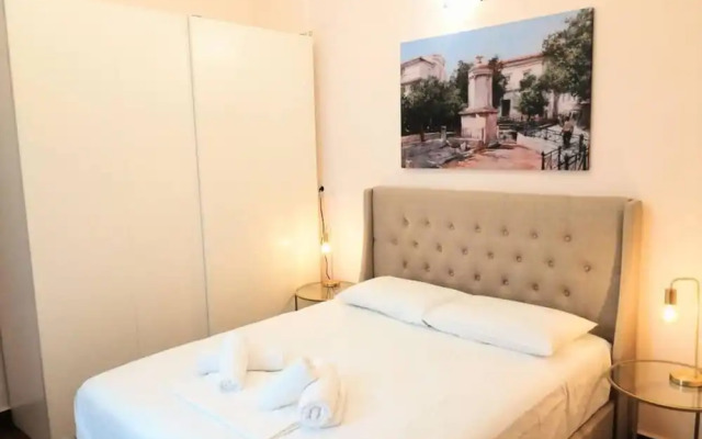Elegant Apartment in Parliament Square