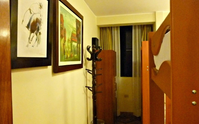 Lima Backpackers