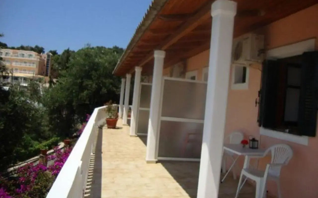 Anthimos Rooms
