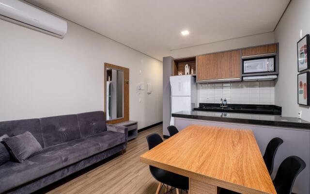 Studio c/ piscina no terraço 900m da praia STI102