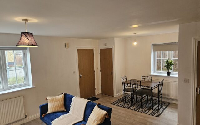 Impeccable 2-bed House in Basildon