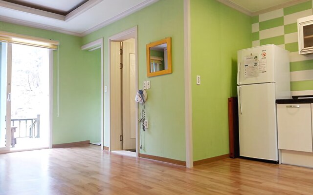 Mungyeong Solsupeong-i Pension