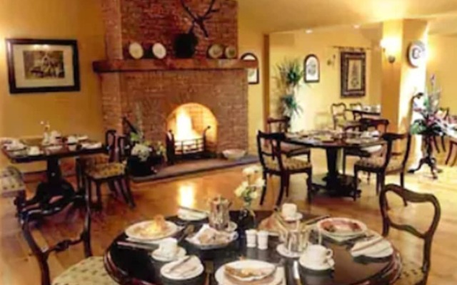 Earls Court House Hotel