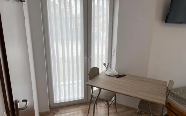 Różana 51