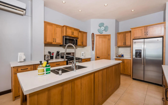 Beachfront Potrero Nice 7-br Villa Chef Included - Casa Royal