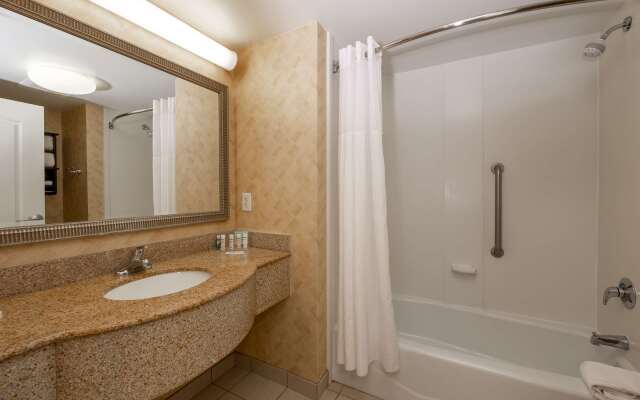 Hampton Inn & Suites Jacksonville Deerwood Park