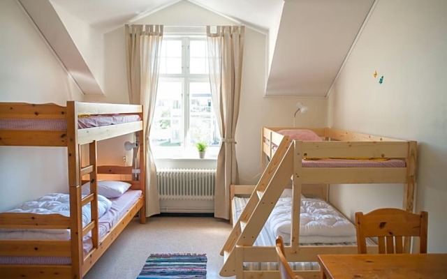 Ronneby Brunnspark Vandrarhem och B&B - Hostel