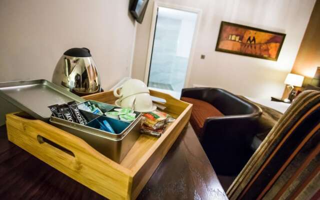 Duke Of Edinburgh Hotel