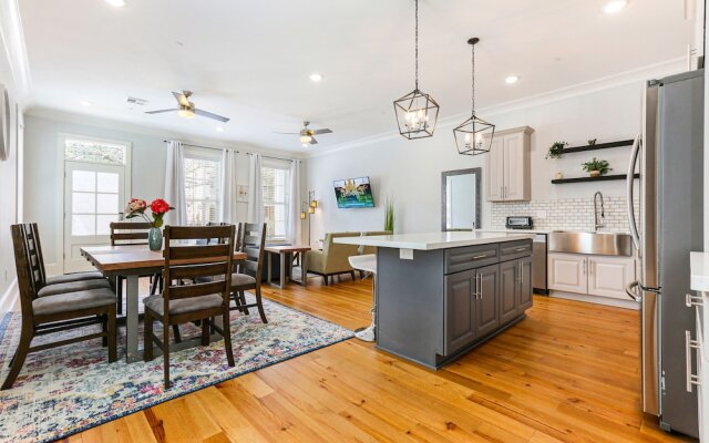 Brand New Condo with Pool - Steps to St Charles Ave