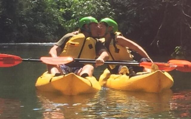 Cinco Ceibas Reserve & Park