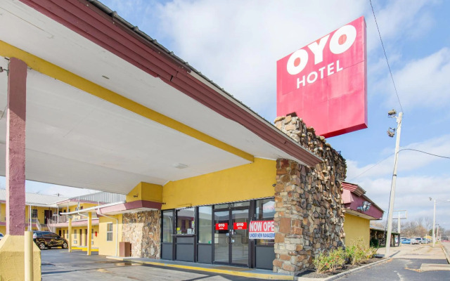 OYO Hotel Blytheville AR I-55