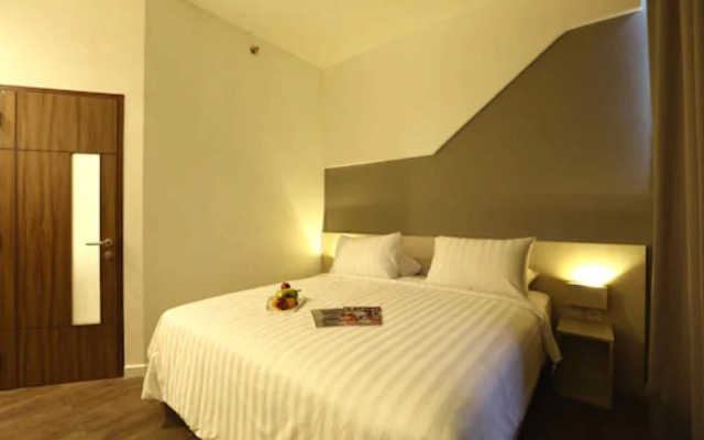 Ozone Hotel Pantai Indah Kapuk