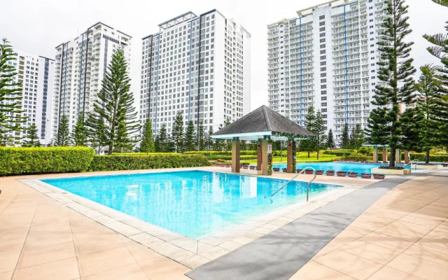 Rm503 Wind Tower 2 Condo Airbnb