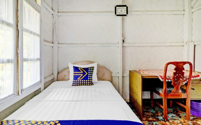 OYO Homes 90850 Cibeunying Eco Tourism Homestay Cibodas Maribaya 2