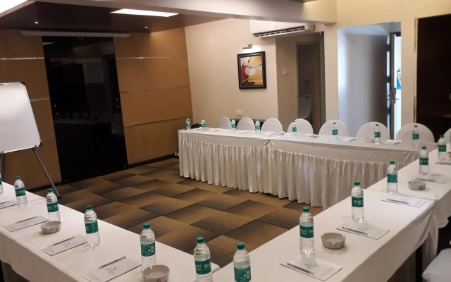 Hotel Utsav Deluxe