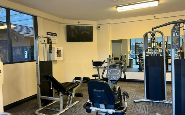 Jockey Resort Suites Center Strip