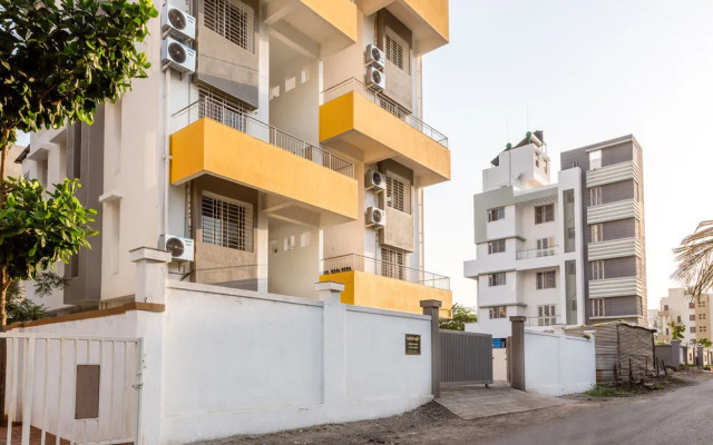 OYO 10221 Hotel E Serai