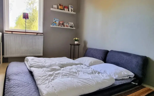3BR Home Near Lake Vänern Covered Deck & BBQ
