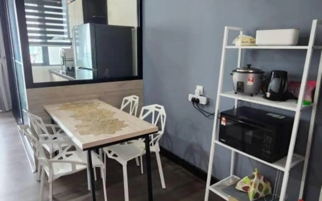 Fazlizasuite Homestay@Vista Bangi-Muslim Preferred – Guest Rooms – Kajang