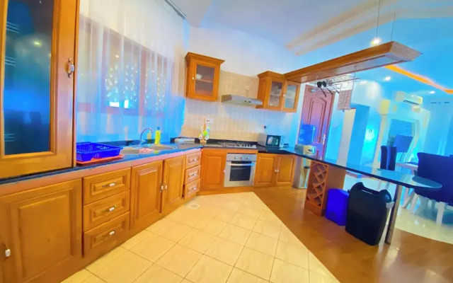 Mfalme Beachfront Apartments