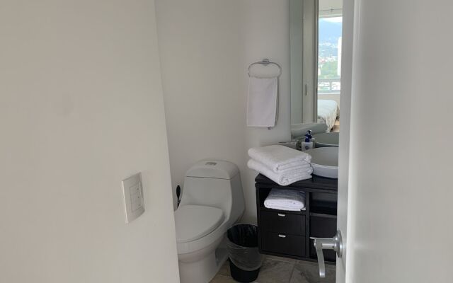 Pet-Friendly 2 Br @Santa Fe-1502