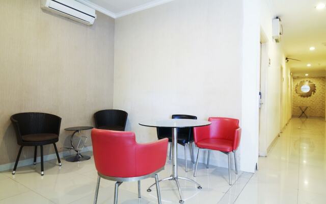 Airy Panakkukang Boulevard Ruko Ruby 51 Makassar