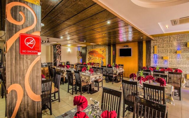 OYO 1919 Hotel Monarch Regency