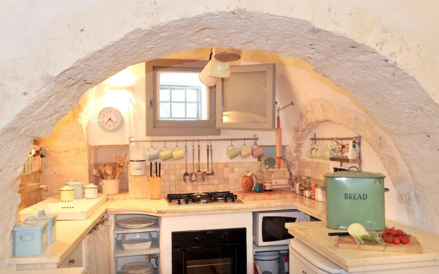 Trulli Mimosa by Pugliadamare