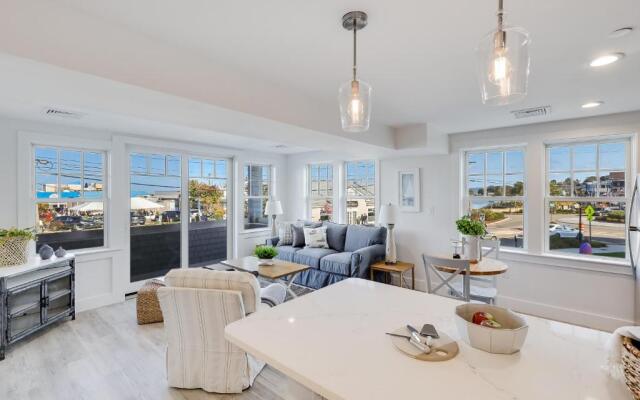 Thomas Sea Suites at Harbourtown