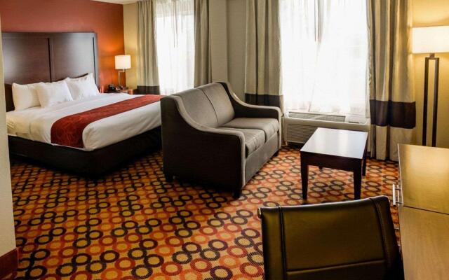 Comfort Suites Airport