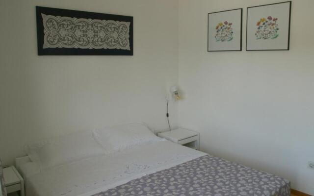 Apartments Robert - 5m from sea