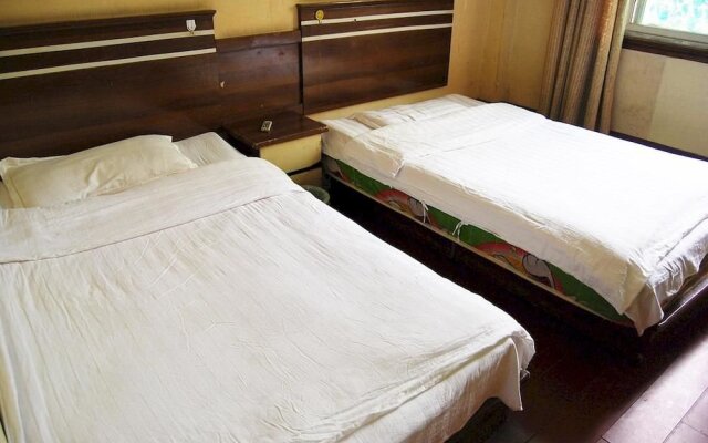 Huangting Hotel