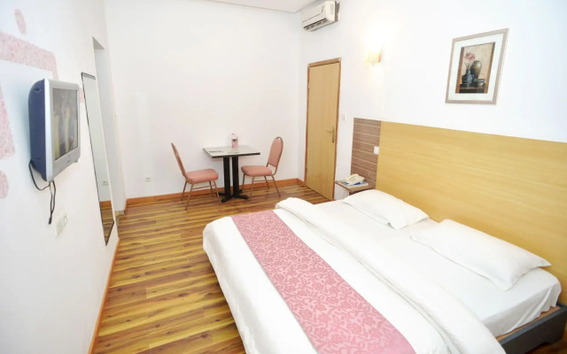 Jess Hotel