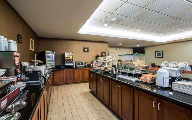 Comfort Inn & Suites Marion I-57